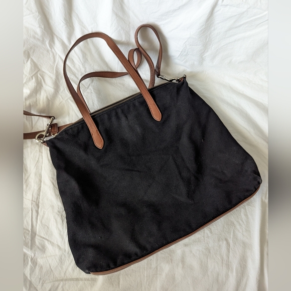 Talbot's Convertible Crossbody Shoulder Bag - Picture 2 of 4